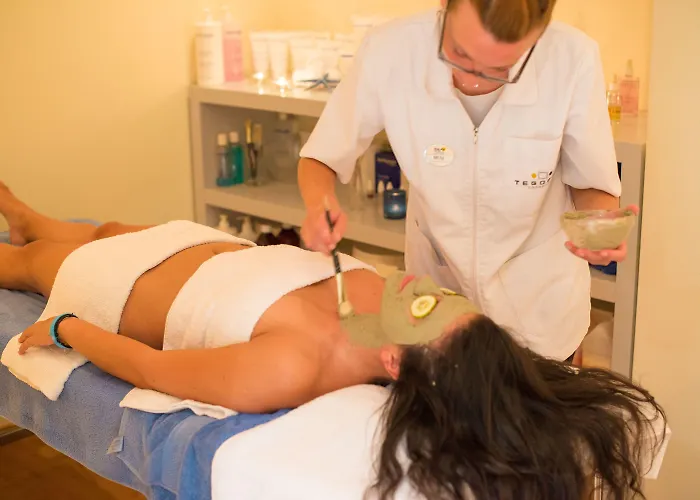 فندق Blue Sky (adults Only) 4*