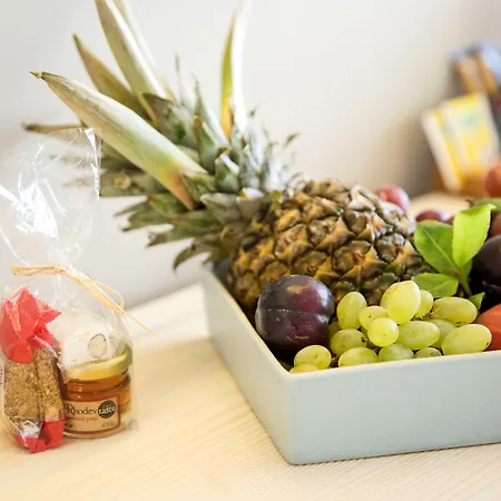 蓝天城海滩酒店 Rhodes City