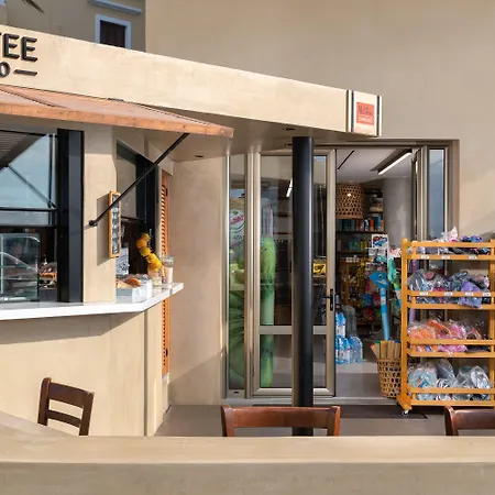 蓝天城海滩酒店