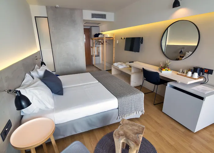 Blue Sky (adults Only) 4*